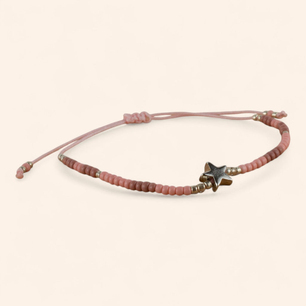 Bracelet étoile argentée et perles rocailles roses  Bracelet Jethyka