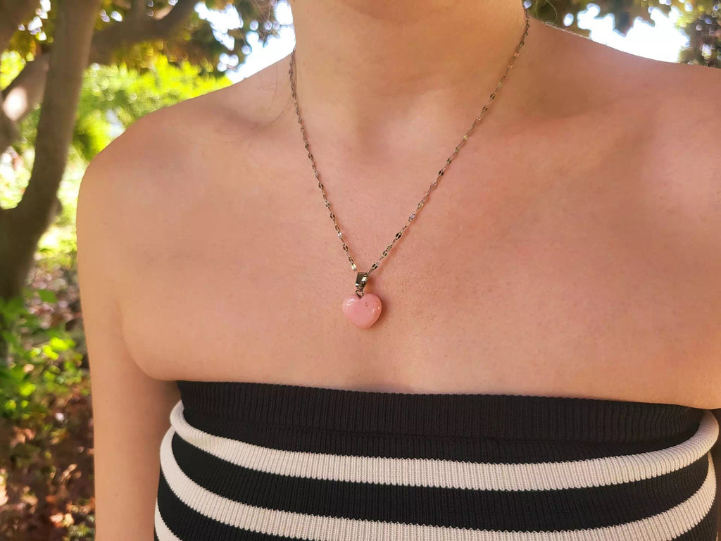 Pendentif cœur en pierres naturelles Rhodochrosite et chaîne argentée  Pendentif Jethyka