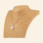 Pendentif cœur en pierres naturelles Quartz Rose et chaîne argentée