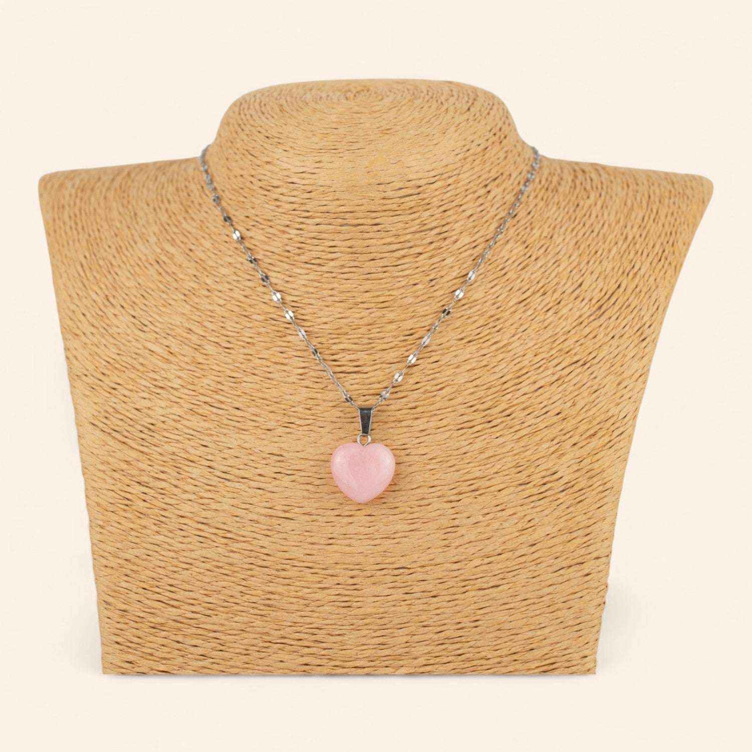 Pendentif cœur en pierres naturelles Rhodochrosite et chaîne argentée
