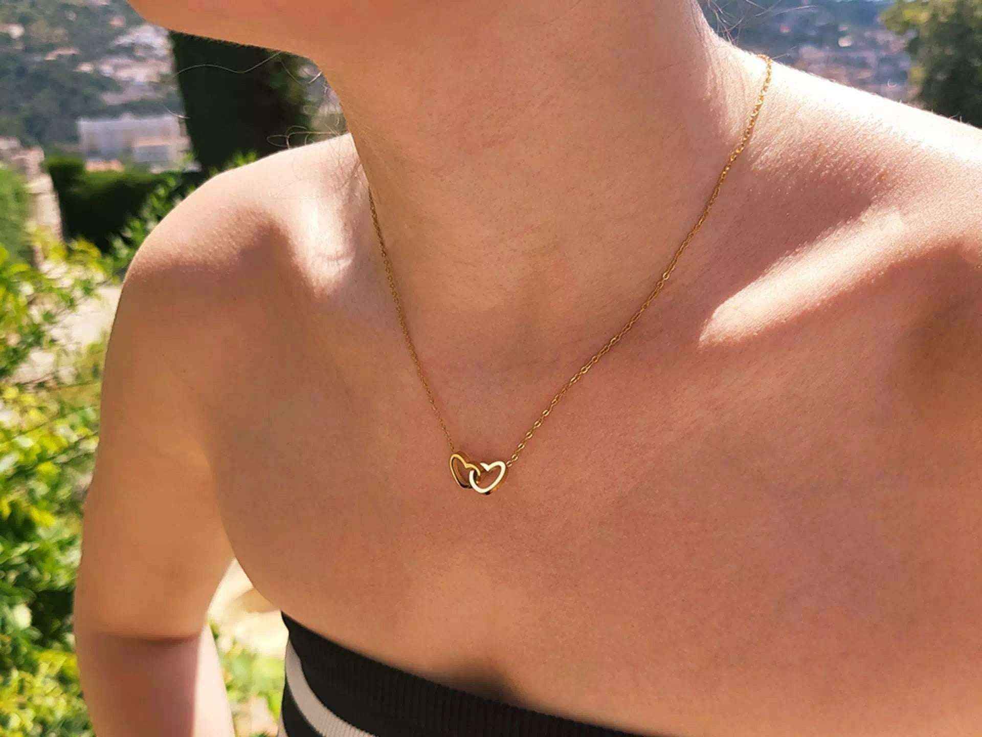 Collier Cœurs entrelacés dorés