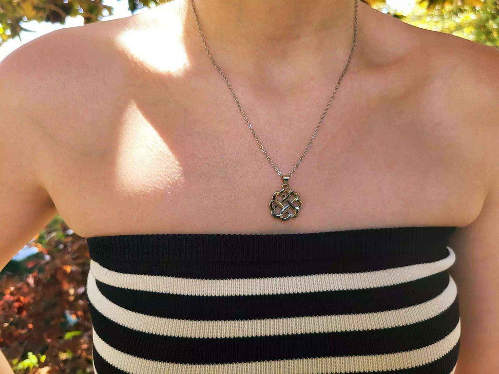 Collier pendentif Nœud Celtique