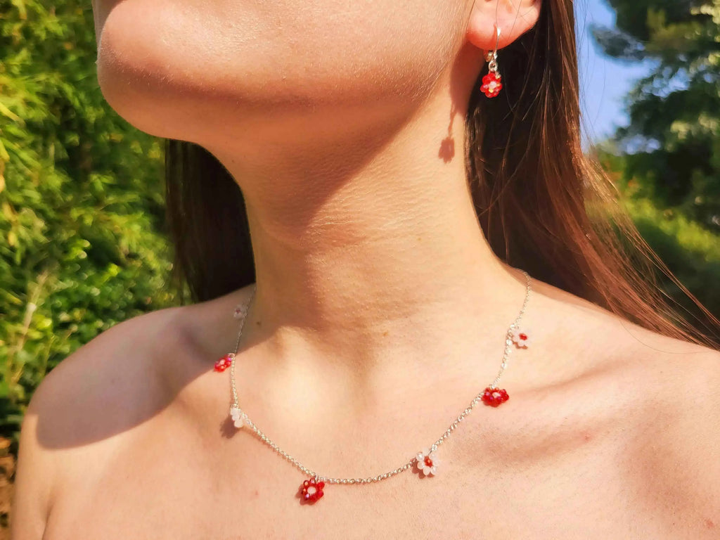 Boucles d'oreilles fleur perles de cristal Rouges