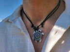 Collier Homme Tortue blanche Mandala  Collier Jethyka