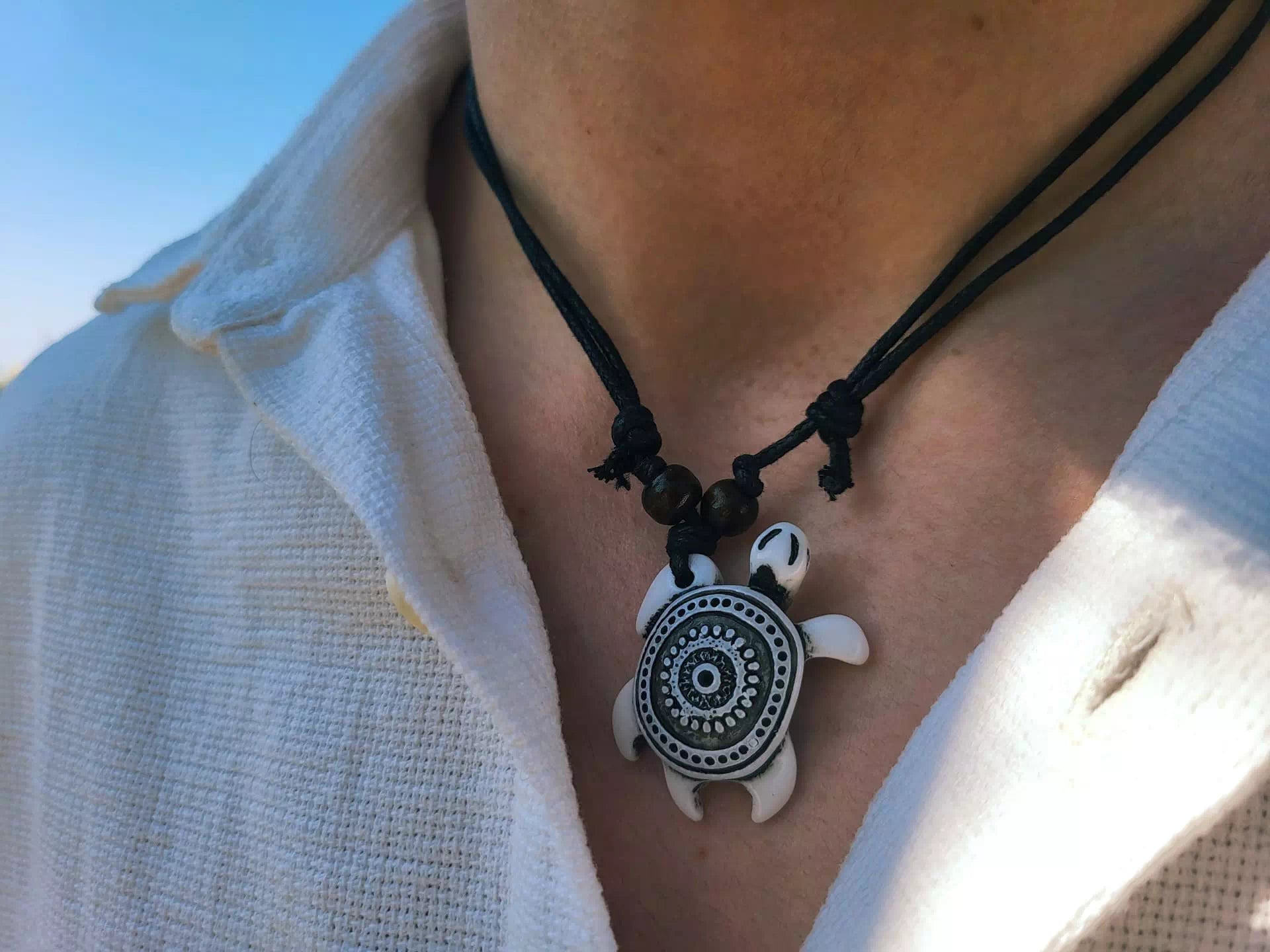 Collier Homme Tortue blanche Mandala  Collier Jethyka