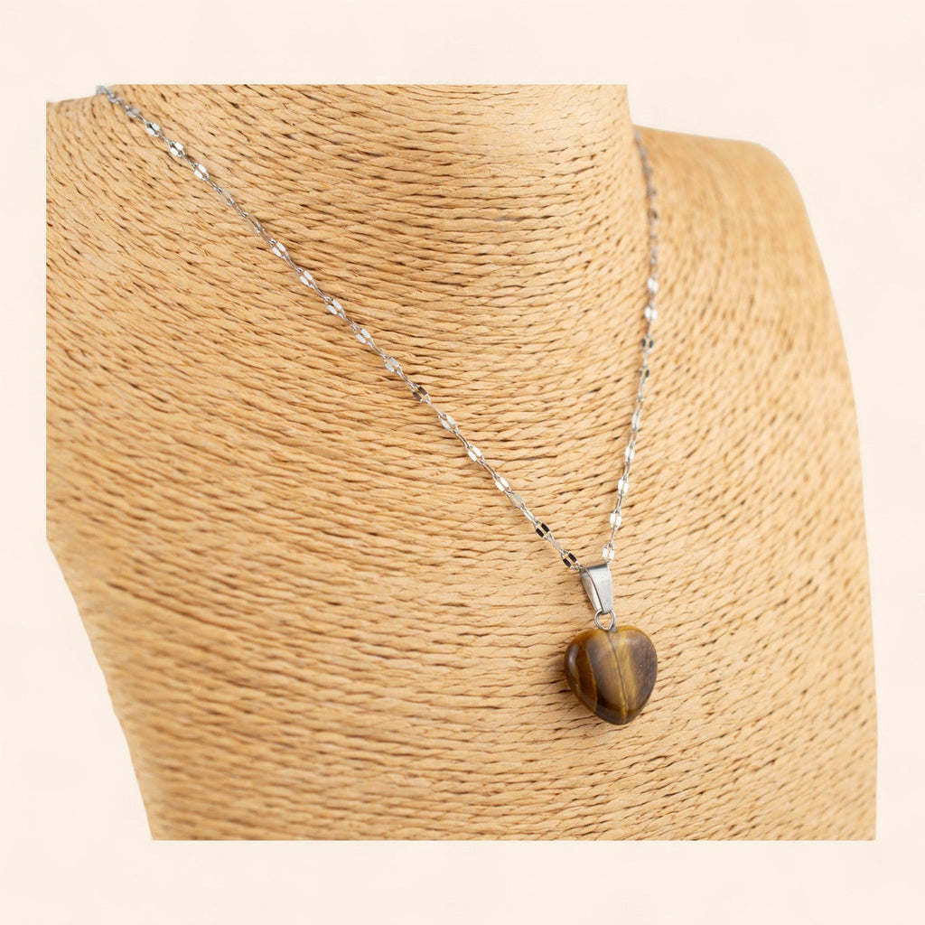 Pendentif cœur en pierres naturelles œil de tigre et chaîne argentée  Pendentif Jethyka