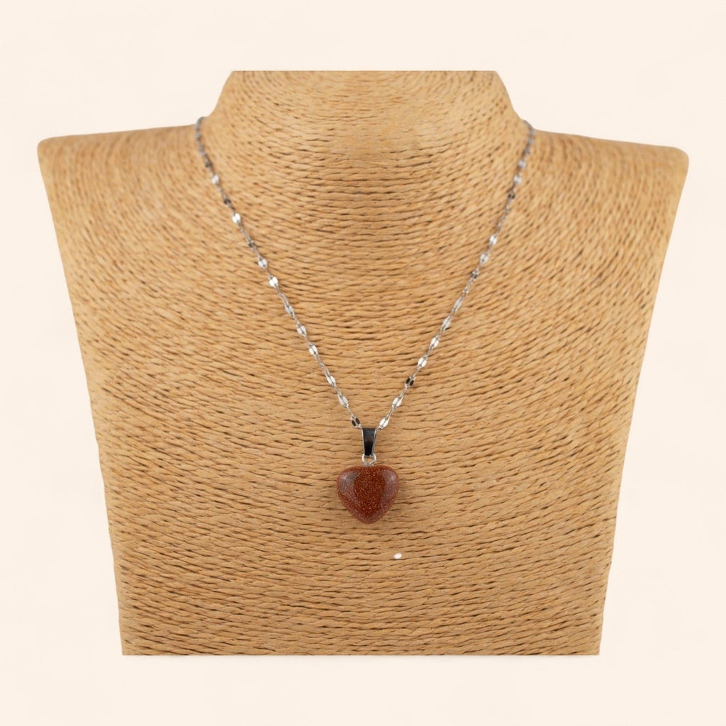 Pendentif cœur en pierre de sable et chaîne argentée  Pendentif Jethyka