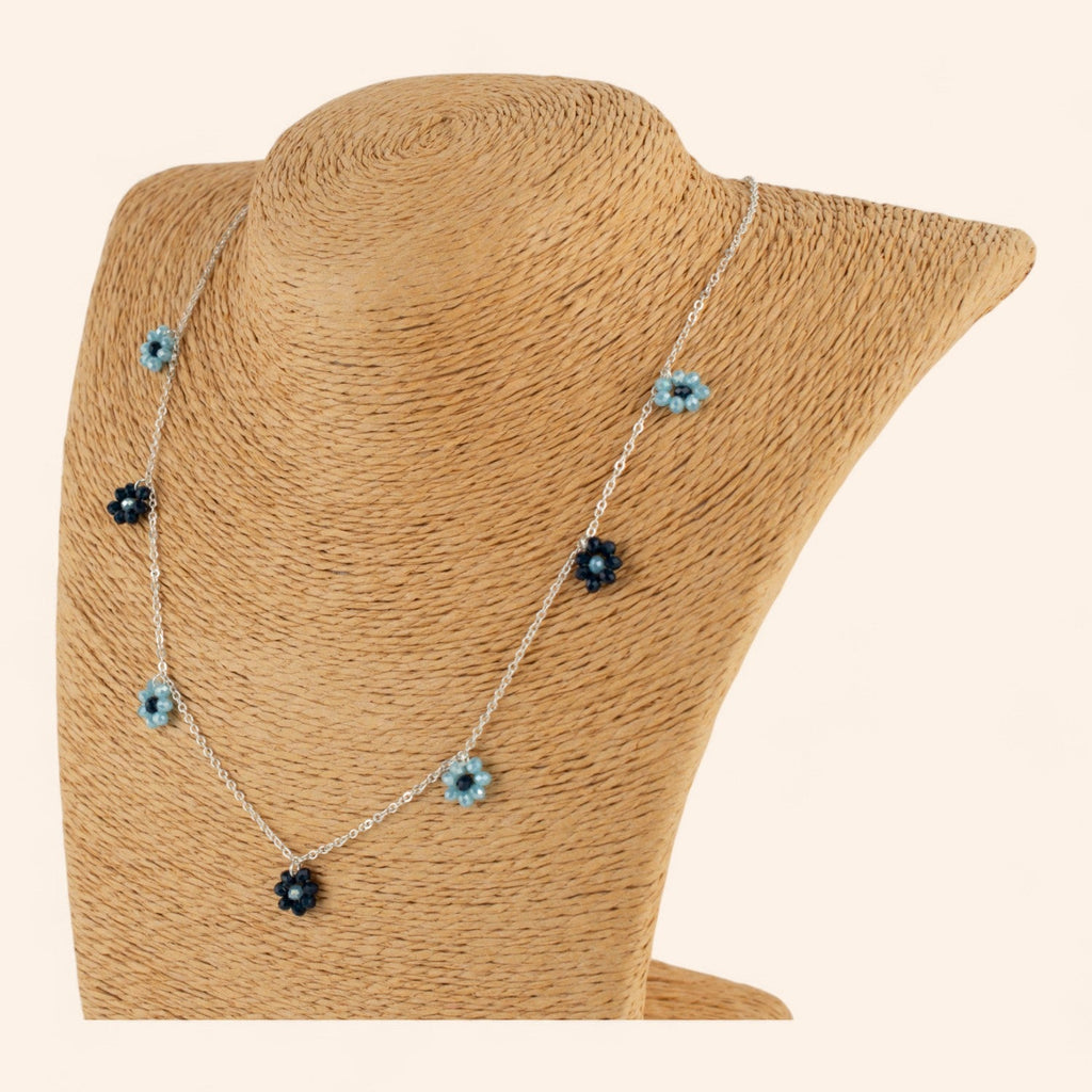 Collier Fleur perles cristal bleues  Collier Jethyka