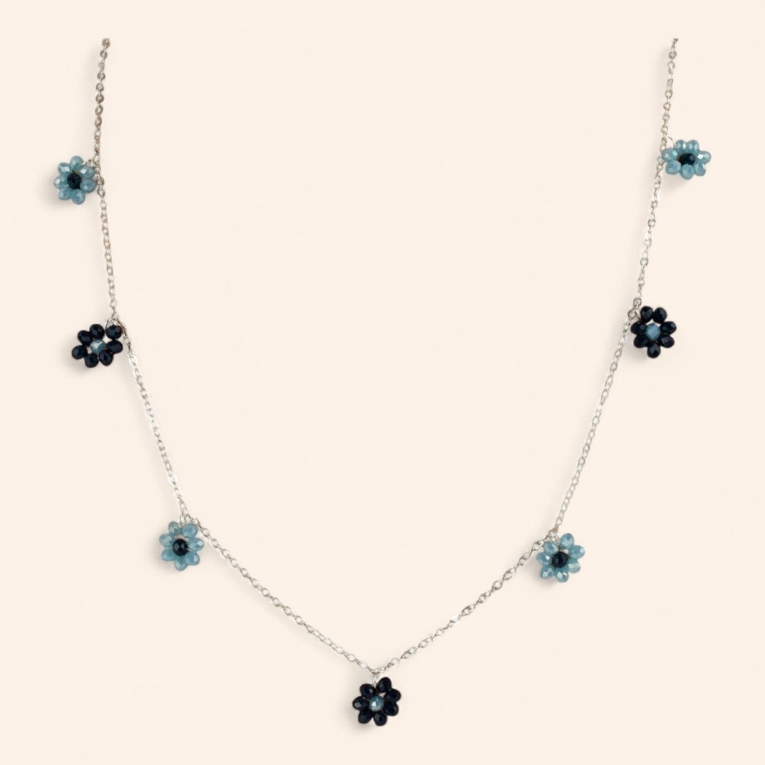 Collier Fleur perles cristal bleues  Collier Jethyka