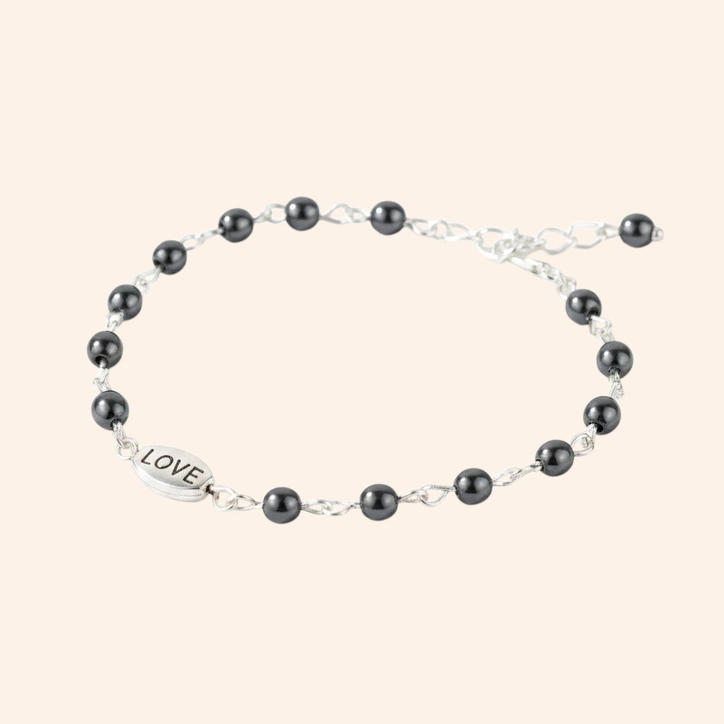 Bracelet JETHYKA Love en hématite naturelle, chaîne argentée, bijou élégant et énergétique